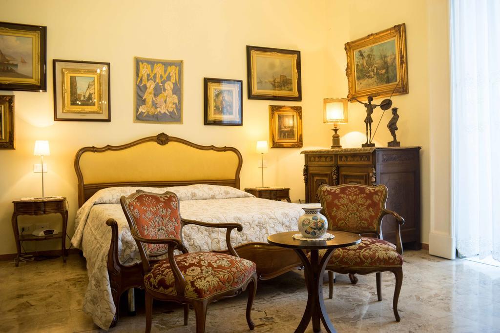 B&B Graziani Relais Naples Exterior photo